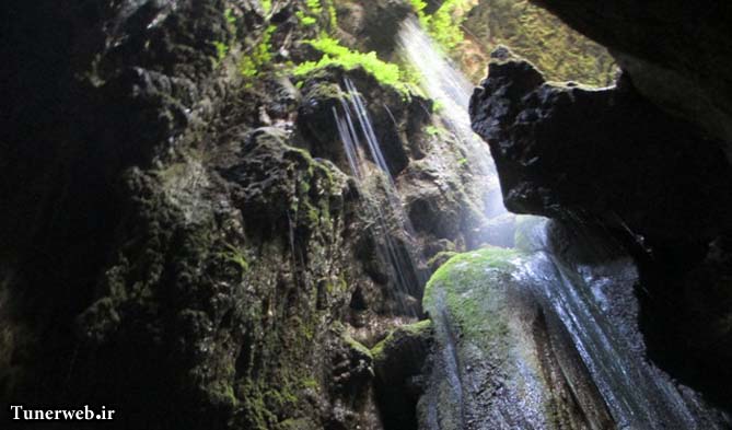 تصاویری از مسیر آبشار ارتکند کلات نادر