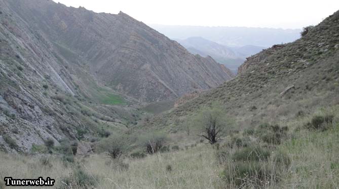 تصویری زیبا از ارتفاعات رشته کوه هزار مسجد ( علی دولی )