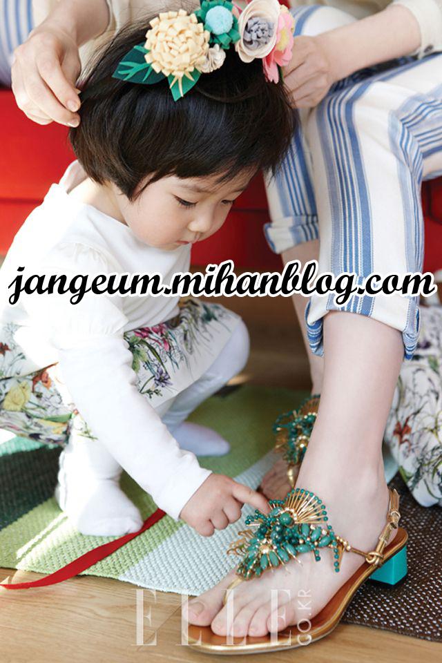 http://s3.picofile.com/file/8205343176/twins_4.JPG