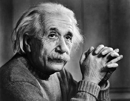 [تصویر: Albert_Einstein.jpg]