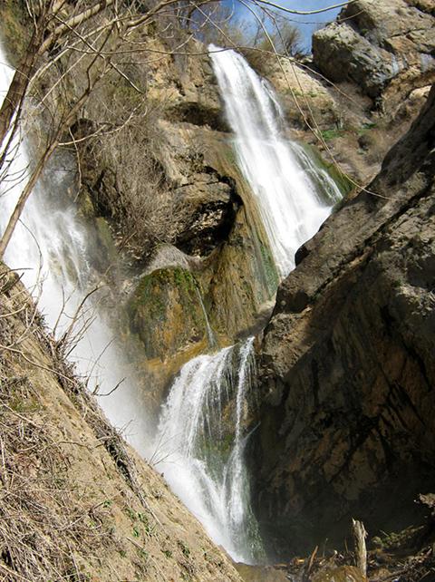 http://s3.picofile.com/file/8205908618/2124_2_3.JPG