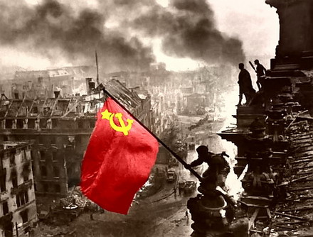 [تصویر: Collapse_of_the_Soviet_Union.jpg]
