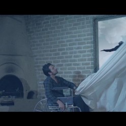 Music Video AmirAbbas Golab - Divoneh