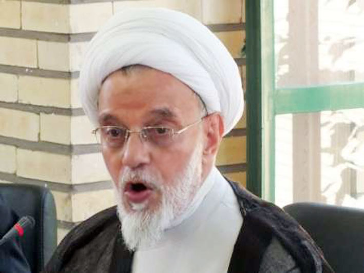 آیت الله دکتر هاشم هاشم زاده هریسی نماینده مردم آستان آذربایجان شرقی در مجلس خبرگان رهبری طی سفری به شهرستان جلفا و شرکت در جلسه شورای اداری این شهرستان از منطقه آزاد ارس و واحدهای تولیدی مستقر در این منطقه بازدید کرد.
