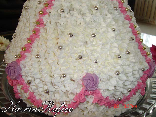 http://s3.picofile.com/file/8208215450/DSC09702.jpg