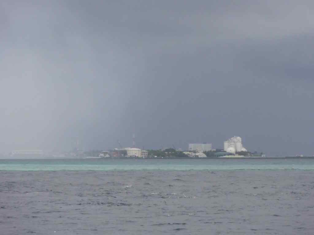 http://s3.picofile.com/file/8209967684/280.jpg