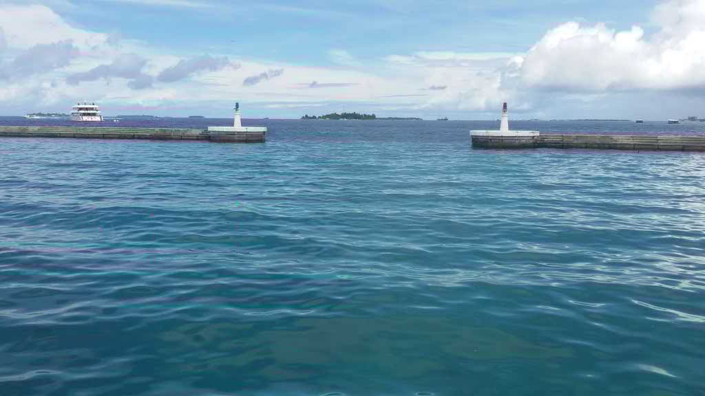 http://s3.picofile.com/file/8214218268/001.jpg