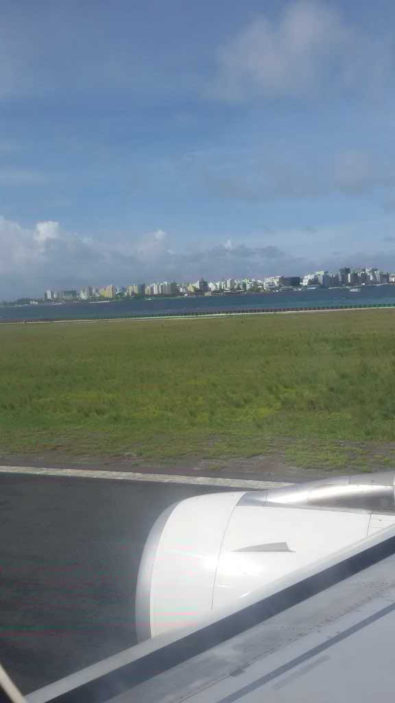 http://s3.picofile.com/file/8214218376/010.jpg