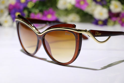http://s3.picofile.com/file/8214632700/orkid_glasses_3_.jpg