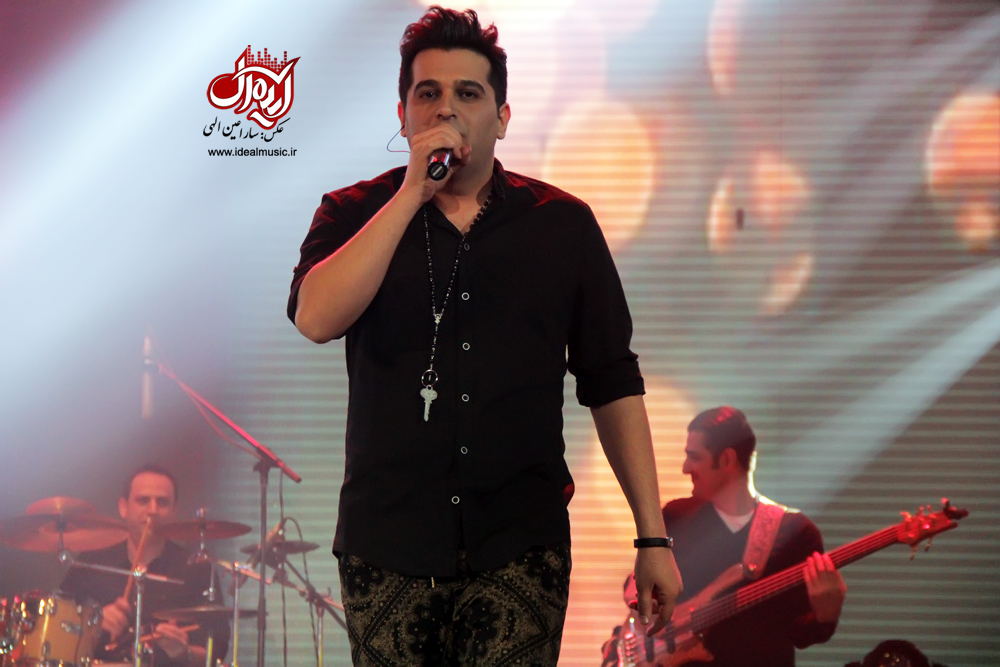 سری دوم تصاویر کنسرت 7 مهر 94 حمید عسکری