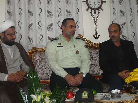دیدارمسئولین پلیس پیشگیری فاتب با خانواده شهید والامقام محمدعلی دولت آبادی به مناسبت هفته نیروی انتظامی