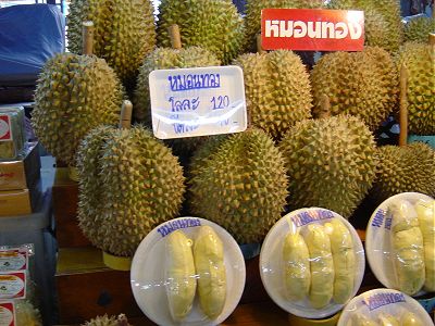 http://s3.picofile.com/file/8216252534/Durian_in_market_3.JPG