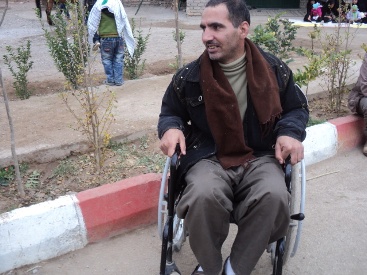 http://s3.picofile.com/file/8219199318/q3_1_.JPG