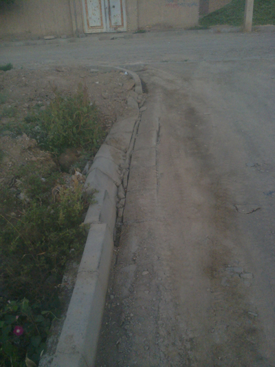 عبور کامیون سنگین از روی جدول معابر عمومی