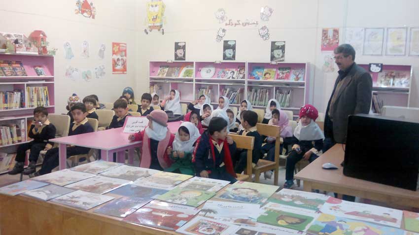 کارگاه قصه گویی بخش کودک در کتابخانه امام علی (ع) قاضی جهان برگزار شد  