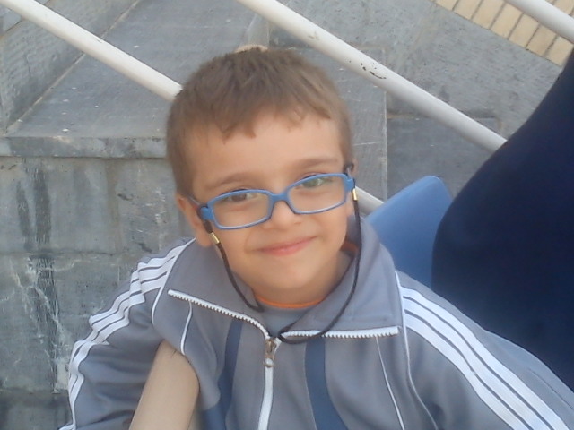 http://s3.picofile.com/file/8224030418/DSC00030.JPG