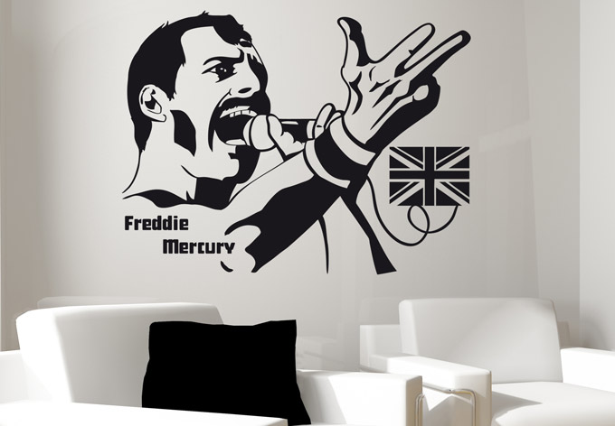 http://s3.picofile.com/file/8225485868/Freddie_Mercury.jpg