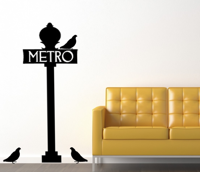 http://s3.picofile.com/file/8225782676/metro.jpg