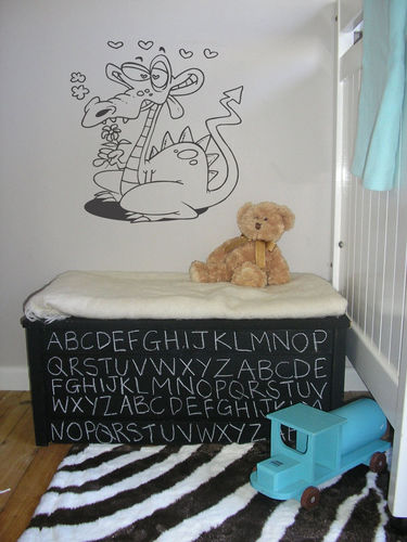 http://s3.picofile.com/file/8225804142/632.jpg