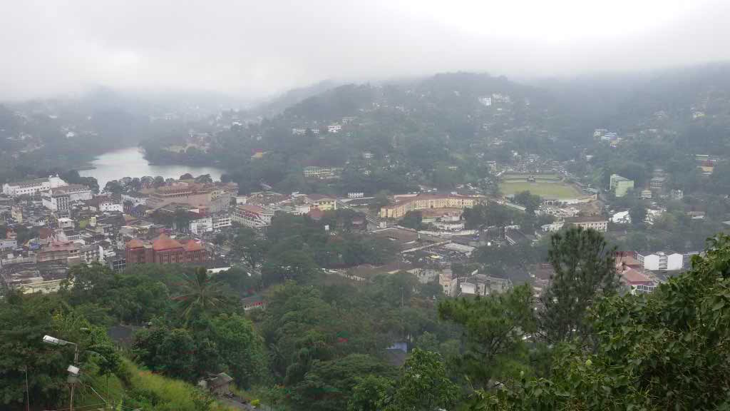http://s3.picofile.com/file/8227057242/589.jpg