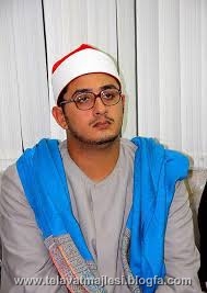 http://s3.picofile.com/file/8229796392/Mahmood_Shahat_9_.jpg