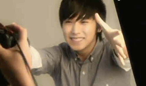http://s3.picofile.com/file/8231088584/tumblr_m154qn6mtr1r6ri65.gif