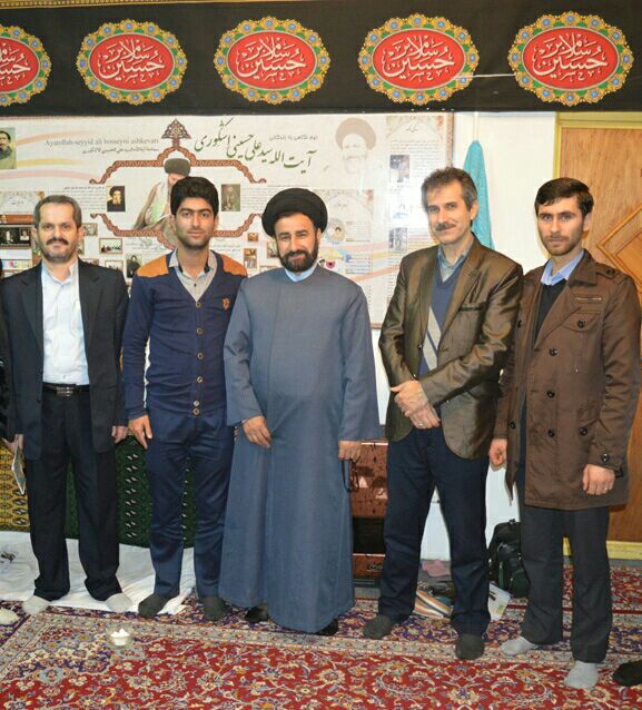 دیدار صمیمی با رئیس دفتر آیت الله اشکوری در رشت دیدار صمیمی با رئیس دفتر آیت الله اشکوری در رشت