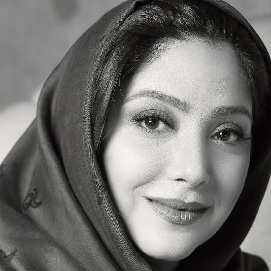 عکسهای مریم سلطانی در بهمن 95 و جشن تولدش