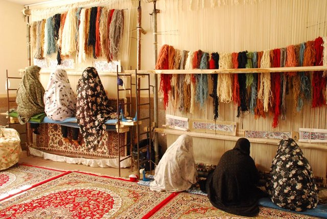 تحقیق درباره صنایع دستی قم - صنایع دستی و سوغات قم