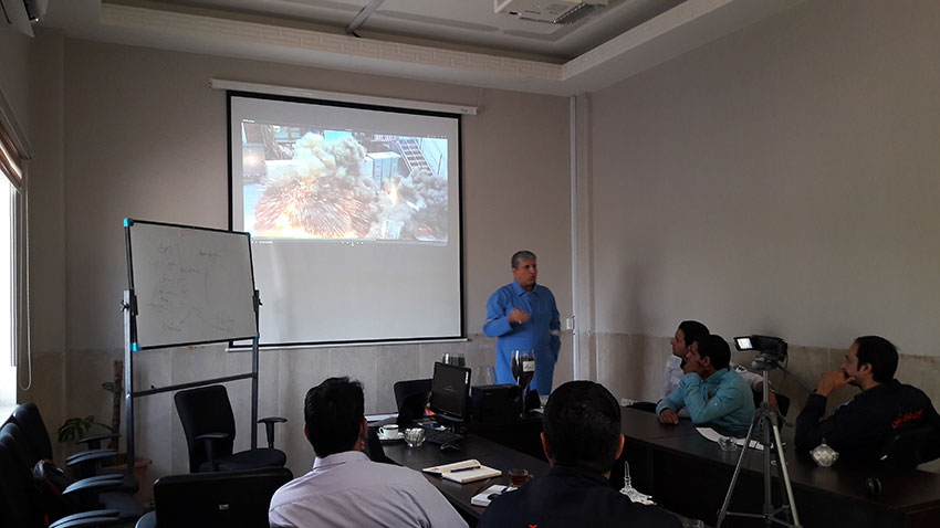 دوره آموزشی ایمنی برق