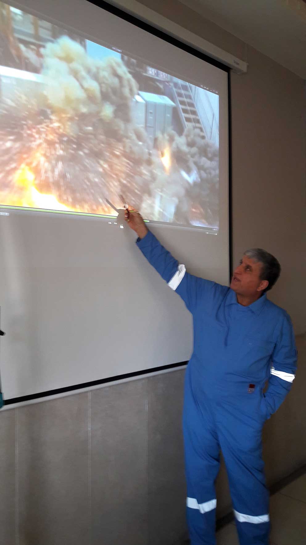 دوره آموزشی ایمنی برق