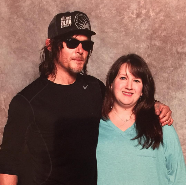 http://s3.picofile.com/file/8221008700/2015_11_04_23_49_33_kathleen424_on_Instagram_%E2%80%9Cand_then_there_is_bigbaldhead_aka_daryldixon_sexy_m.png