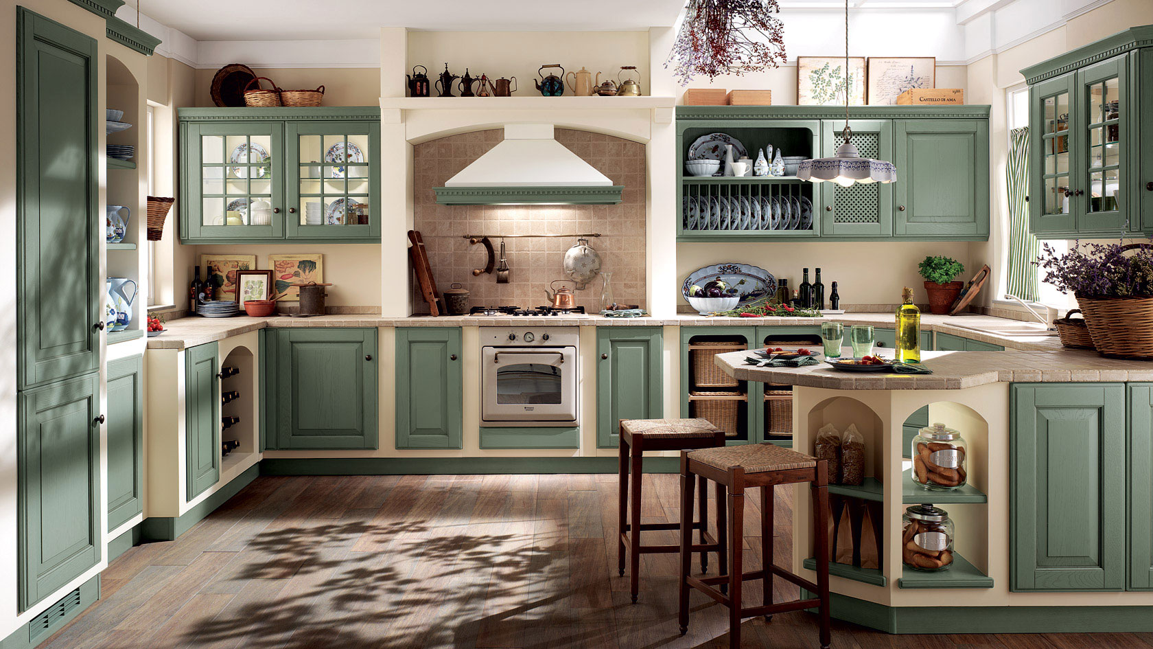کابینت کلاسیک آشپزخانه رنگ کرم سبز